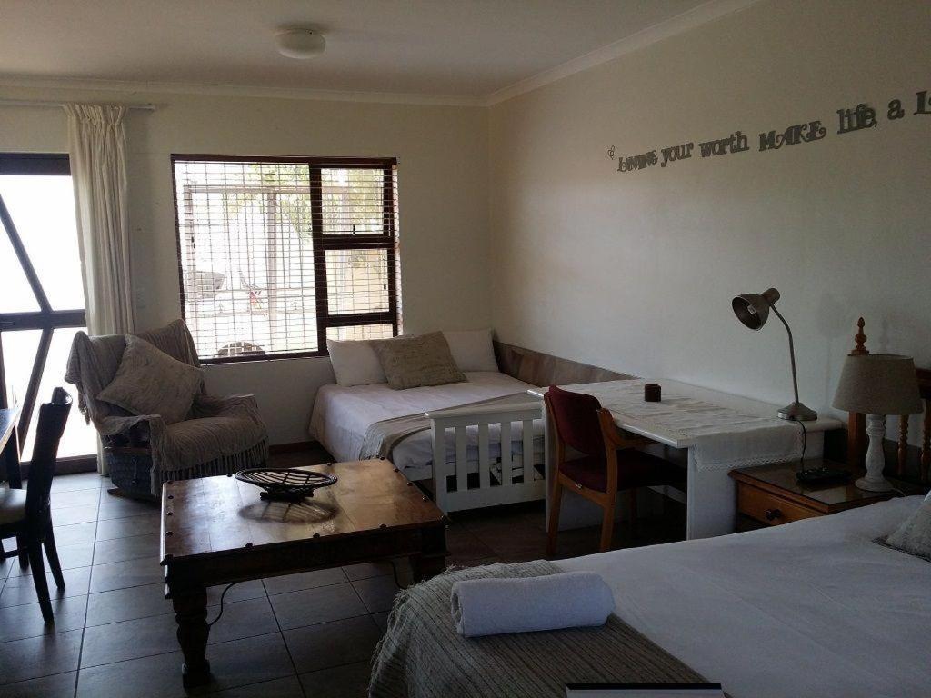 12 On Beach Guest House Saldanha Bay Exteriér fotografie