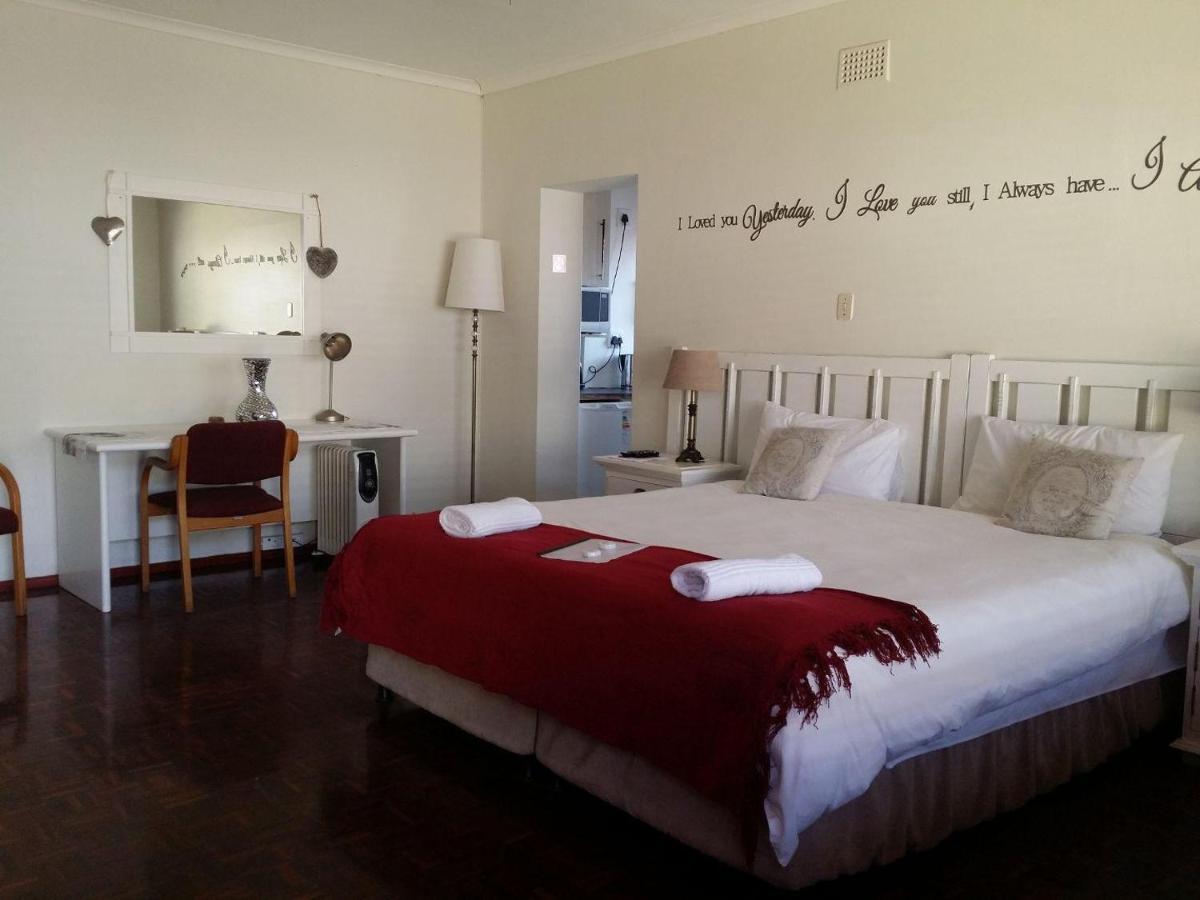 12 On Beach Guest House Saldanha Bay Exteriér fotografie