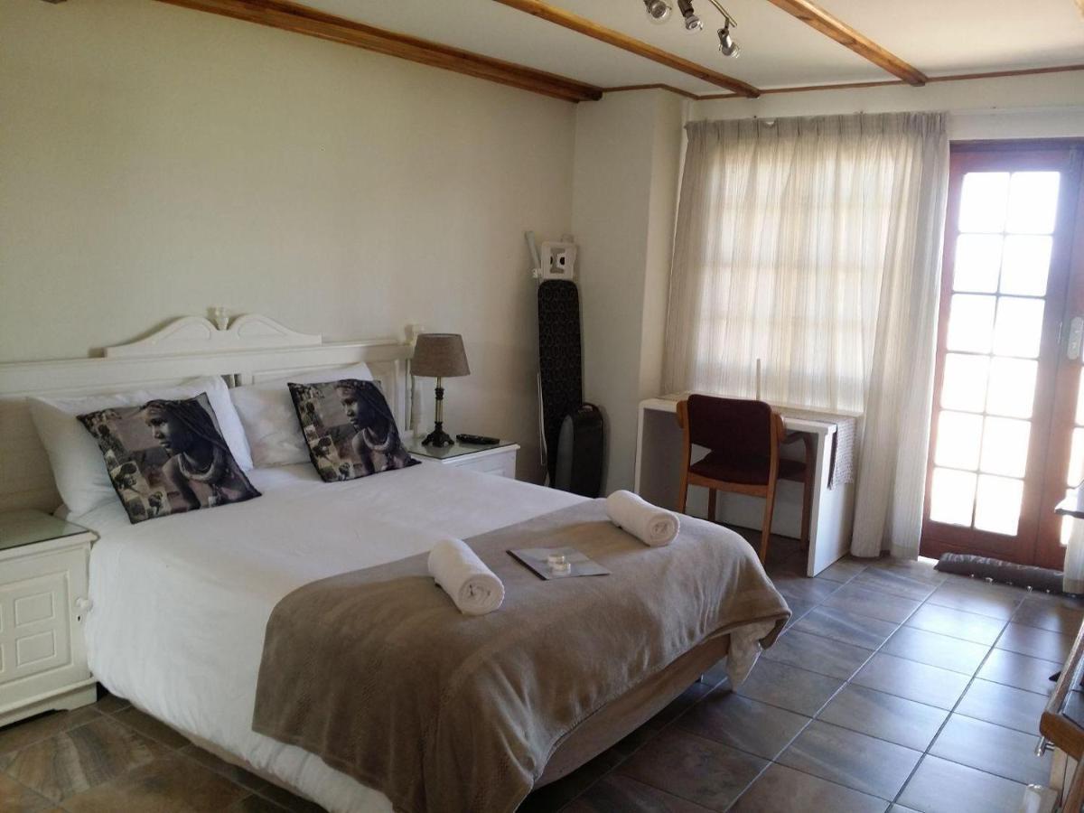 12 On Beach Guest House Saldanha Bay Exteriér fotografie